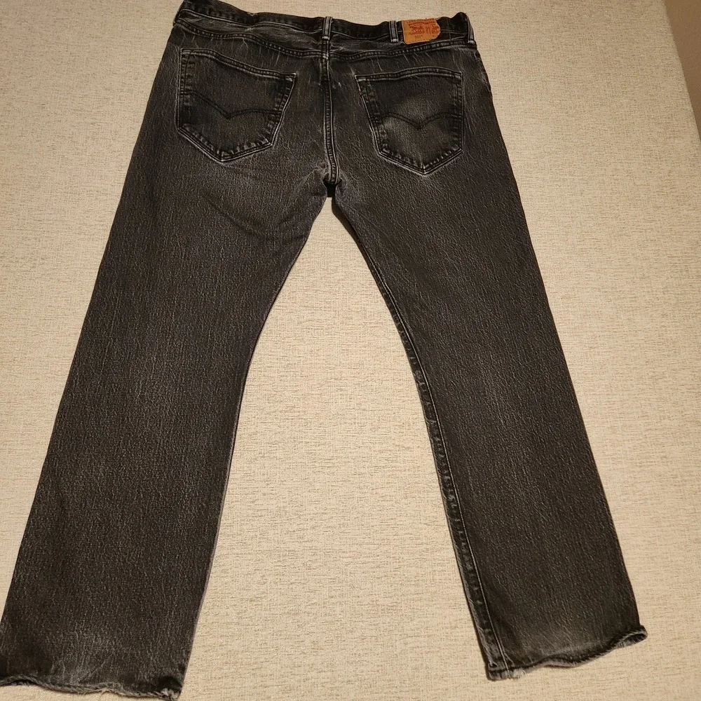 Levi's 501 Original Fit Jeans Mens 40x30 Black Faded Button Fly Straight Leg